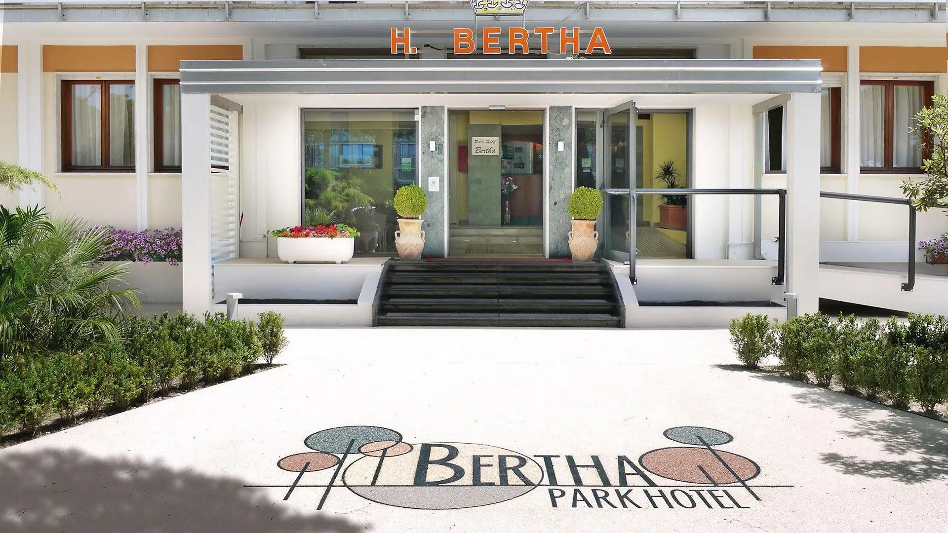 ***  Hotel Bertha Lido di Jesolo Italy