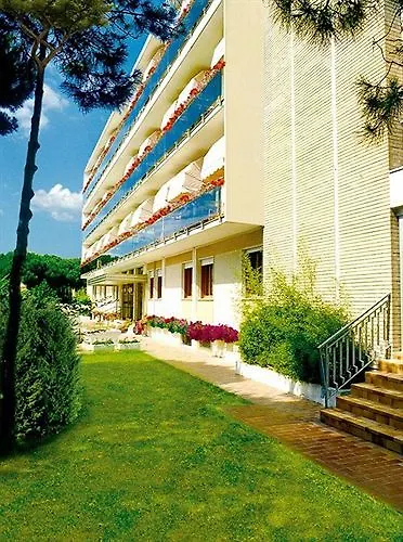 ***  Hotel Bertha Fronte Mare リド・ディ・イエゾロ イタリア
